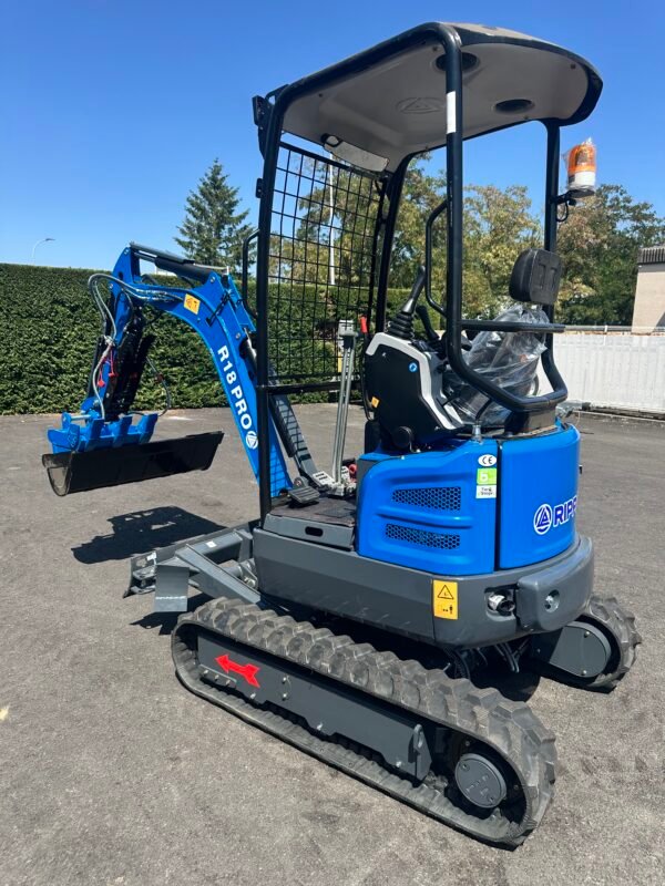 mini pelle rippa rennes